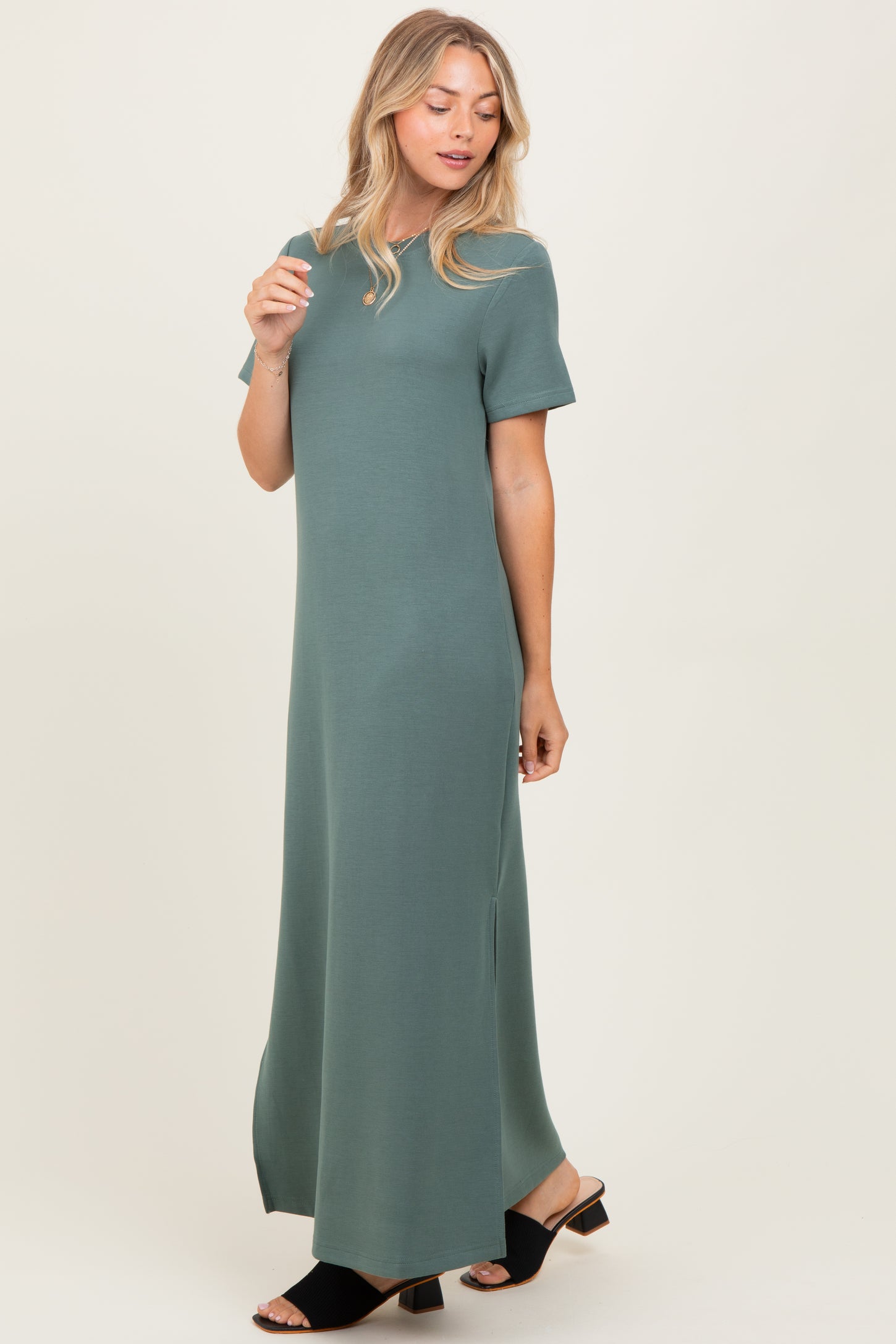 Light Olive Basic Side Slit Short Sleeve Midi Dress