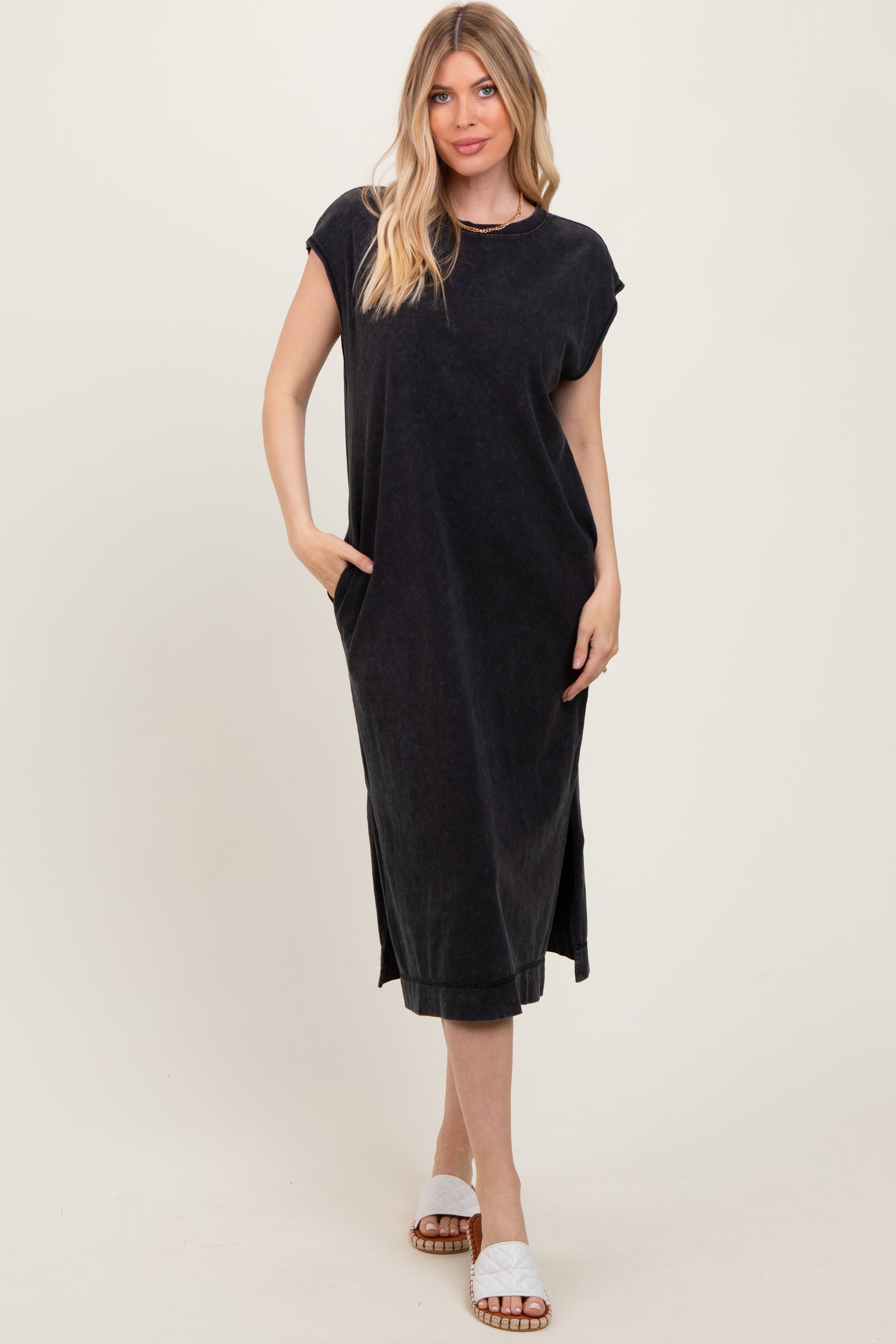 Black Casual Sleeveless Pocketed Midi Dress