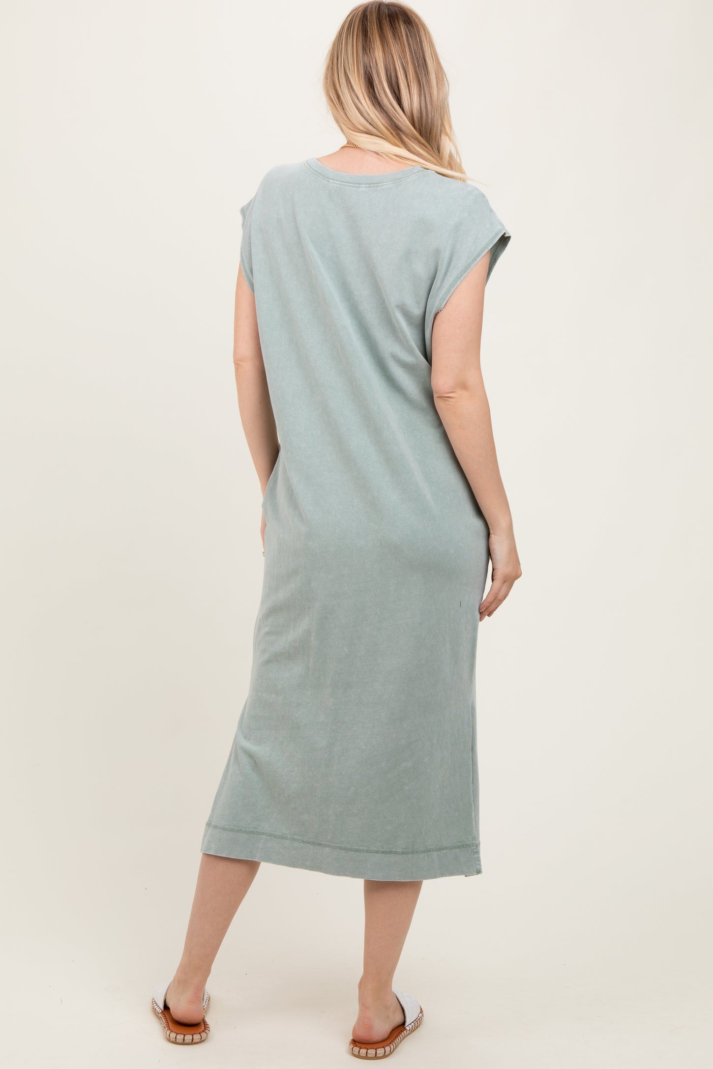 Sage Casual Sleeveless Pocketed Midi Dress