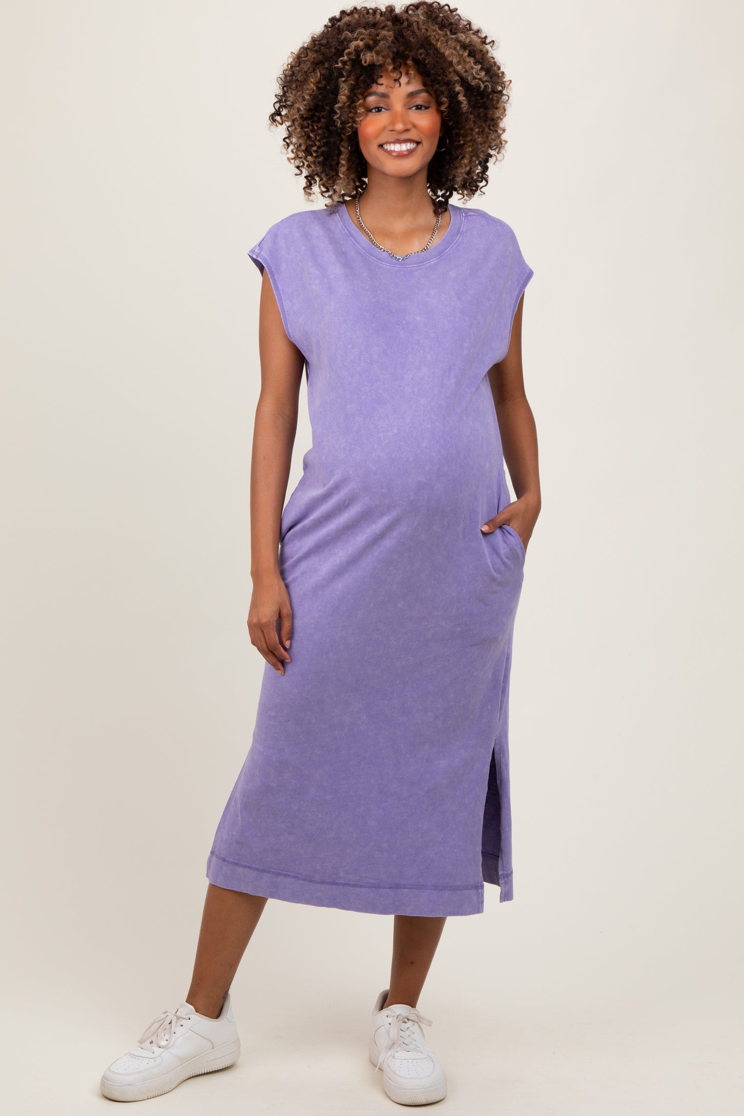 Lavender Casual Sleeveless Pocketed Maternity Midi Dress