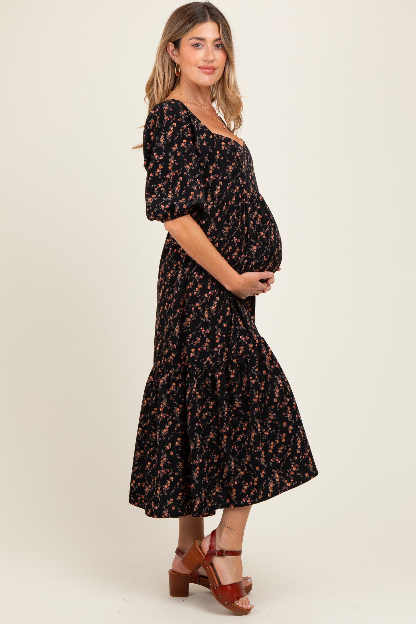 Black Floral Sweetheart Puff Sleeve Maternity Midi Dress