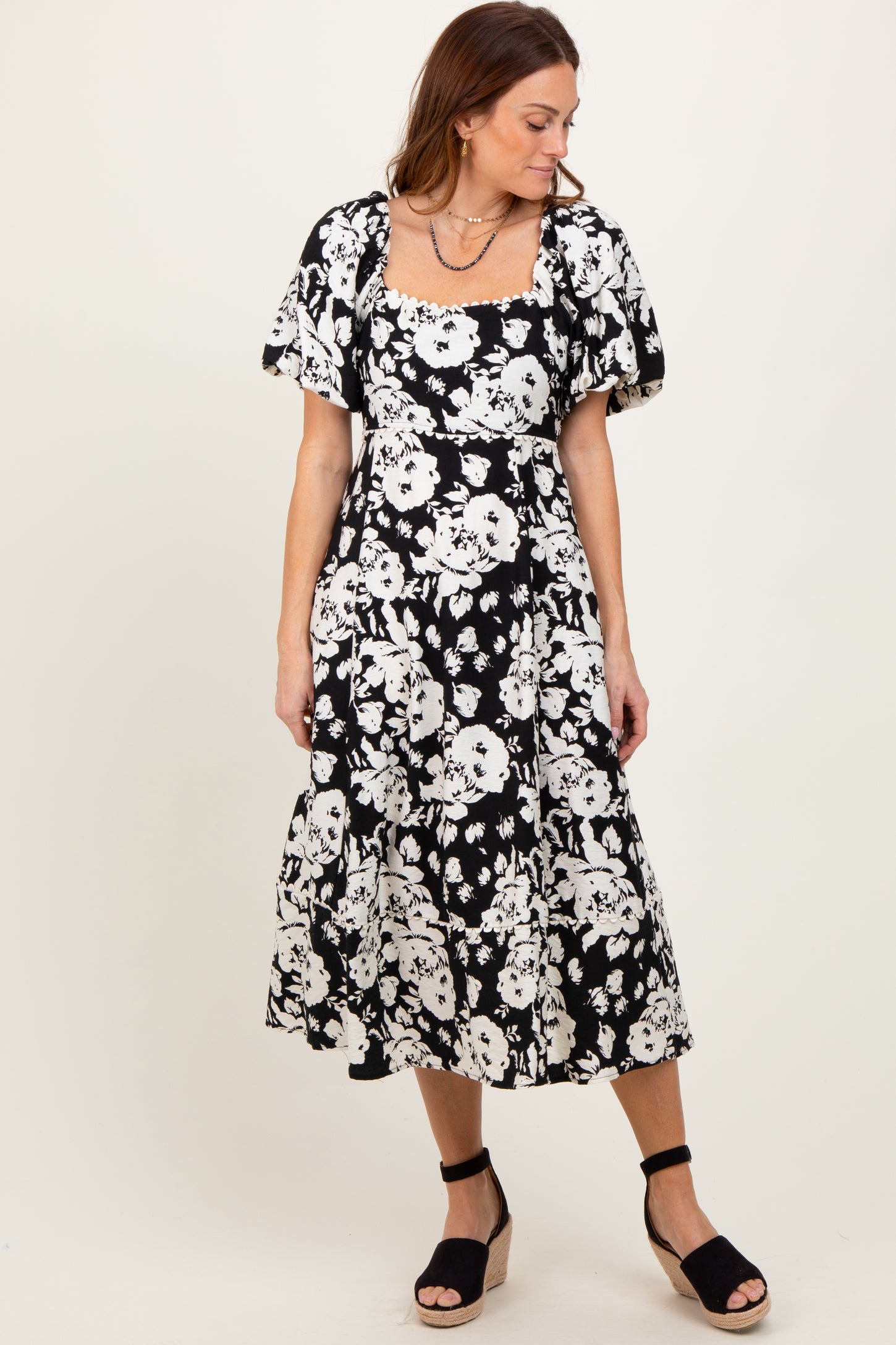 Black Floral Scallop Trim Puff Sleeve Midi Dress