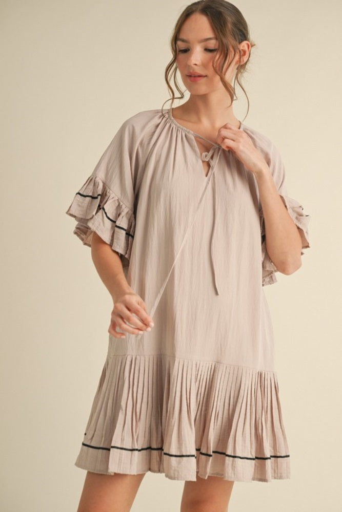 Beige Solid Short Sleeve Pocketed Dress