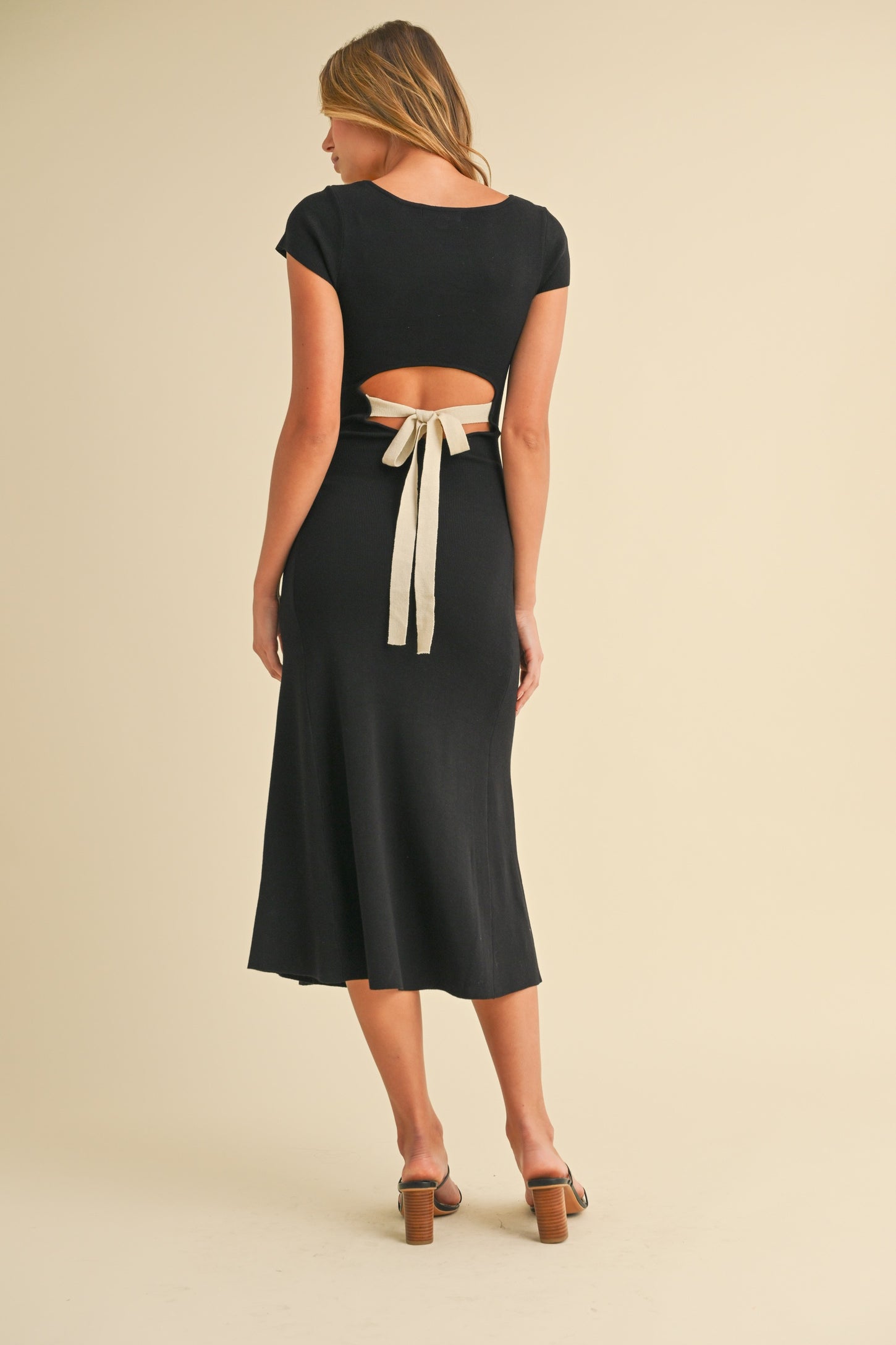 Black/Ivory Short Cap Sleeve Tie Back Sweater Midi Dress