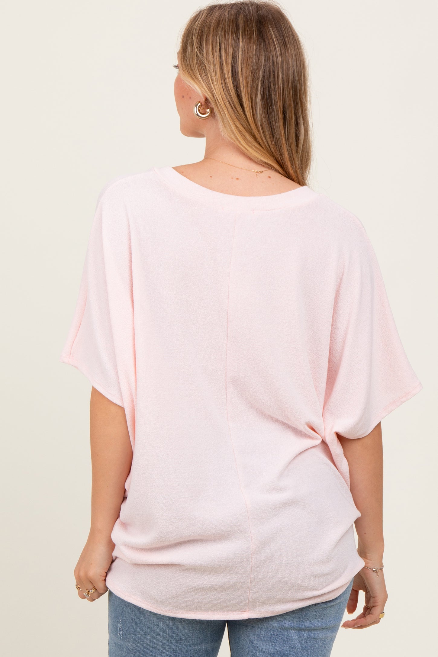 Light Pink V-Neck Crepe Knit Top