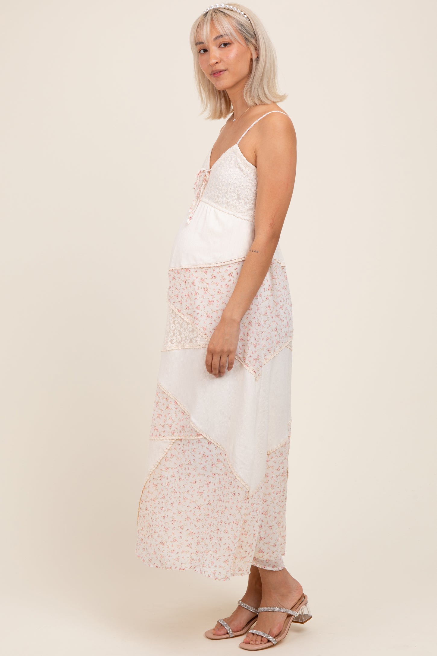 Cream Floral Sweetheart Neck Maternity Midi Dress
