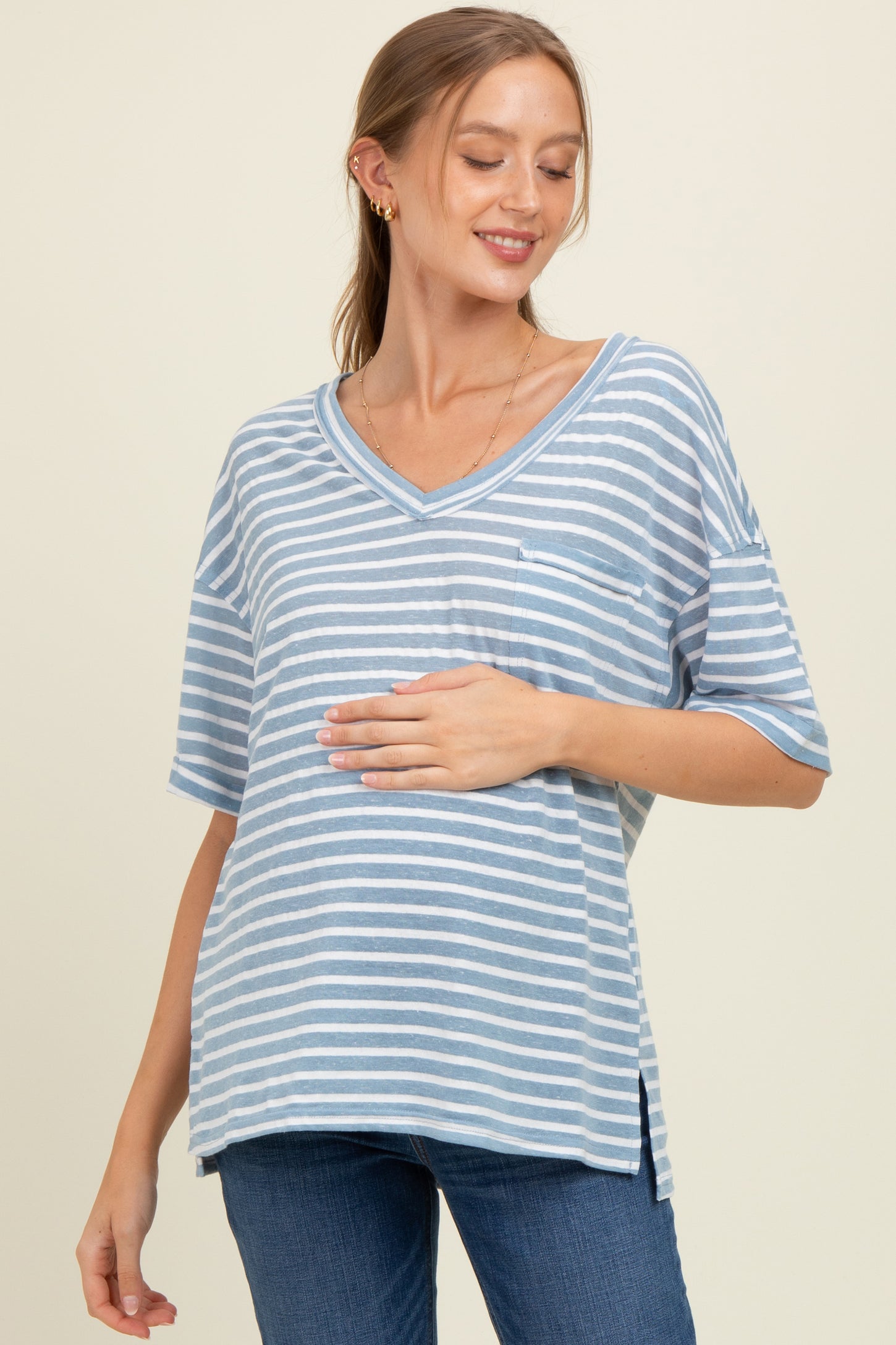 Blue Striped Oversized V-Neck Front Pocket Maternity T-Shirt