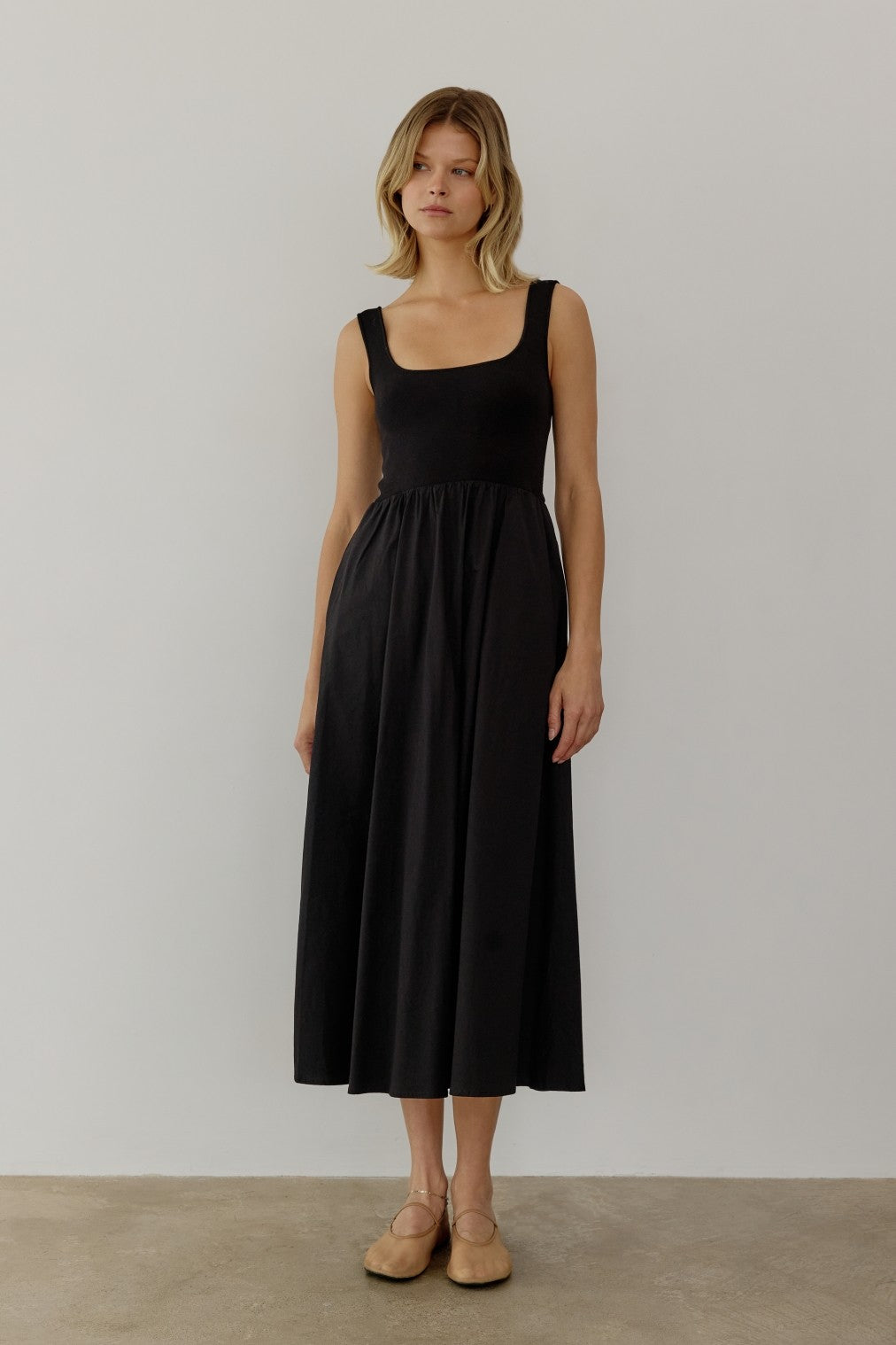 Black Contrast Knit Poplin Sleeveless Midi Dress