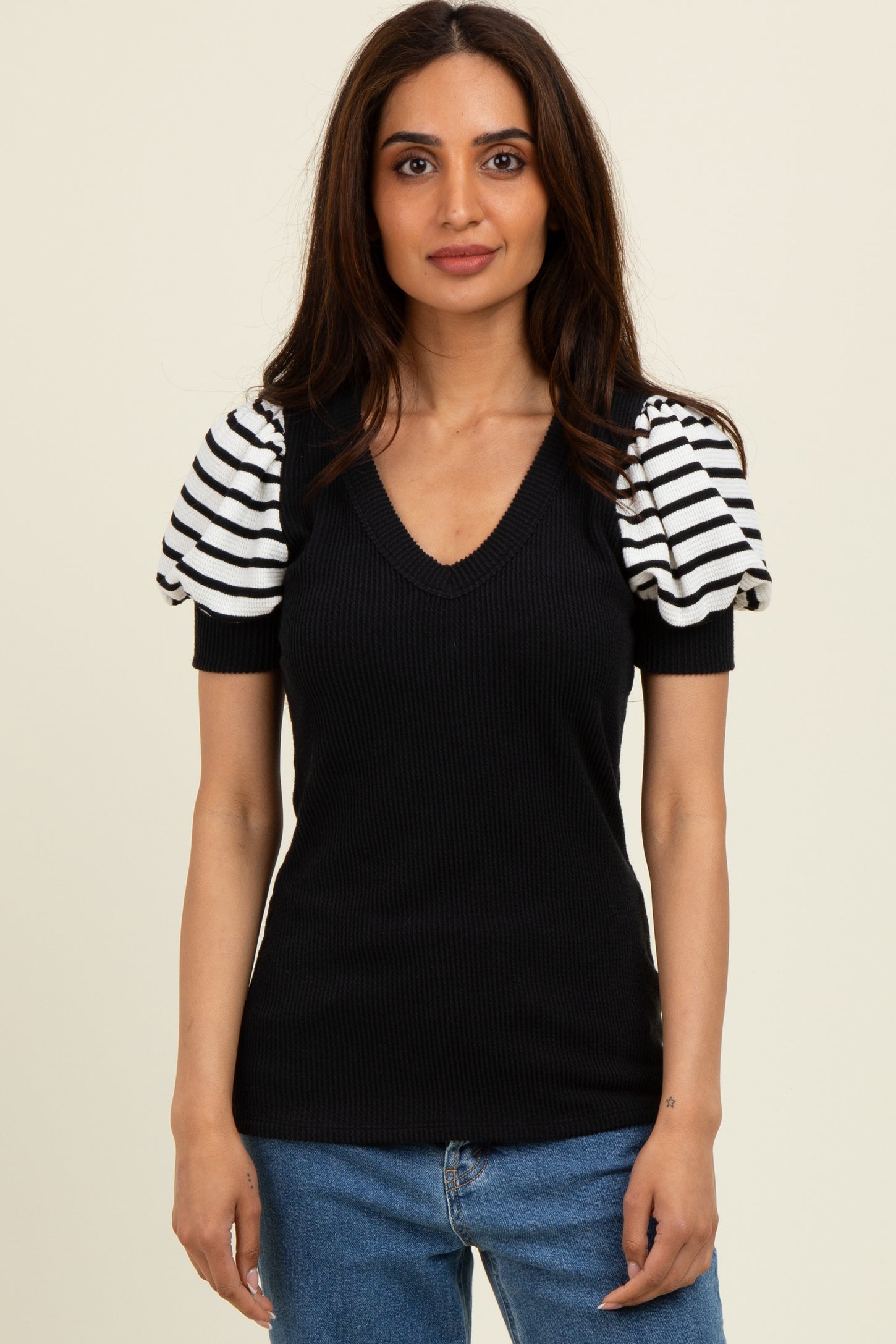 Black/Ivory Striped Ribbed Short Puff Sleeve V-Neck Top