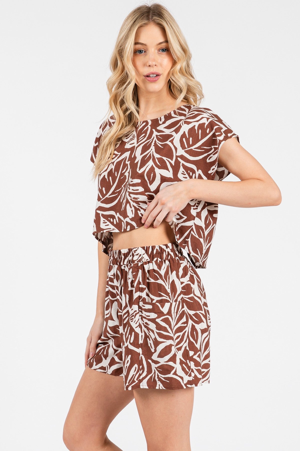 Brown Floral Side Pocket Shorts