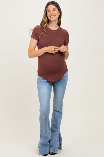Brown Ribbed Short Sleeve Curved Hem Maternity Top
