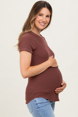 Brown Ribbed Short Sleeve Curved Hem Maternity Top