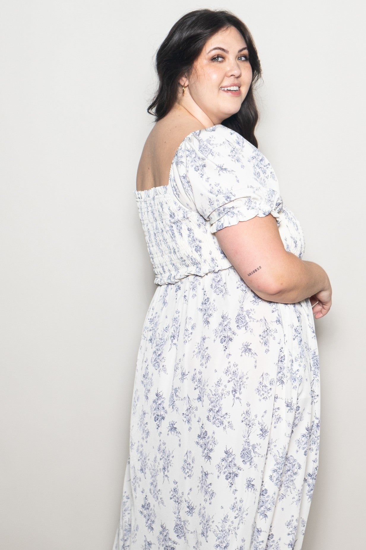 Ivory Floral Smocked Sweetheart Neckline Plus Midi Dress