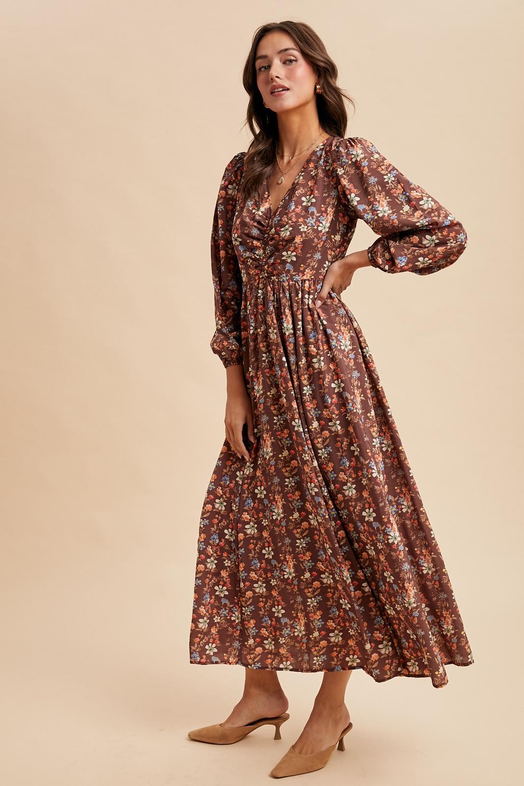 Mocha Floral Cinched Bust 3/4 Sleeve Maxi Dress