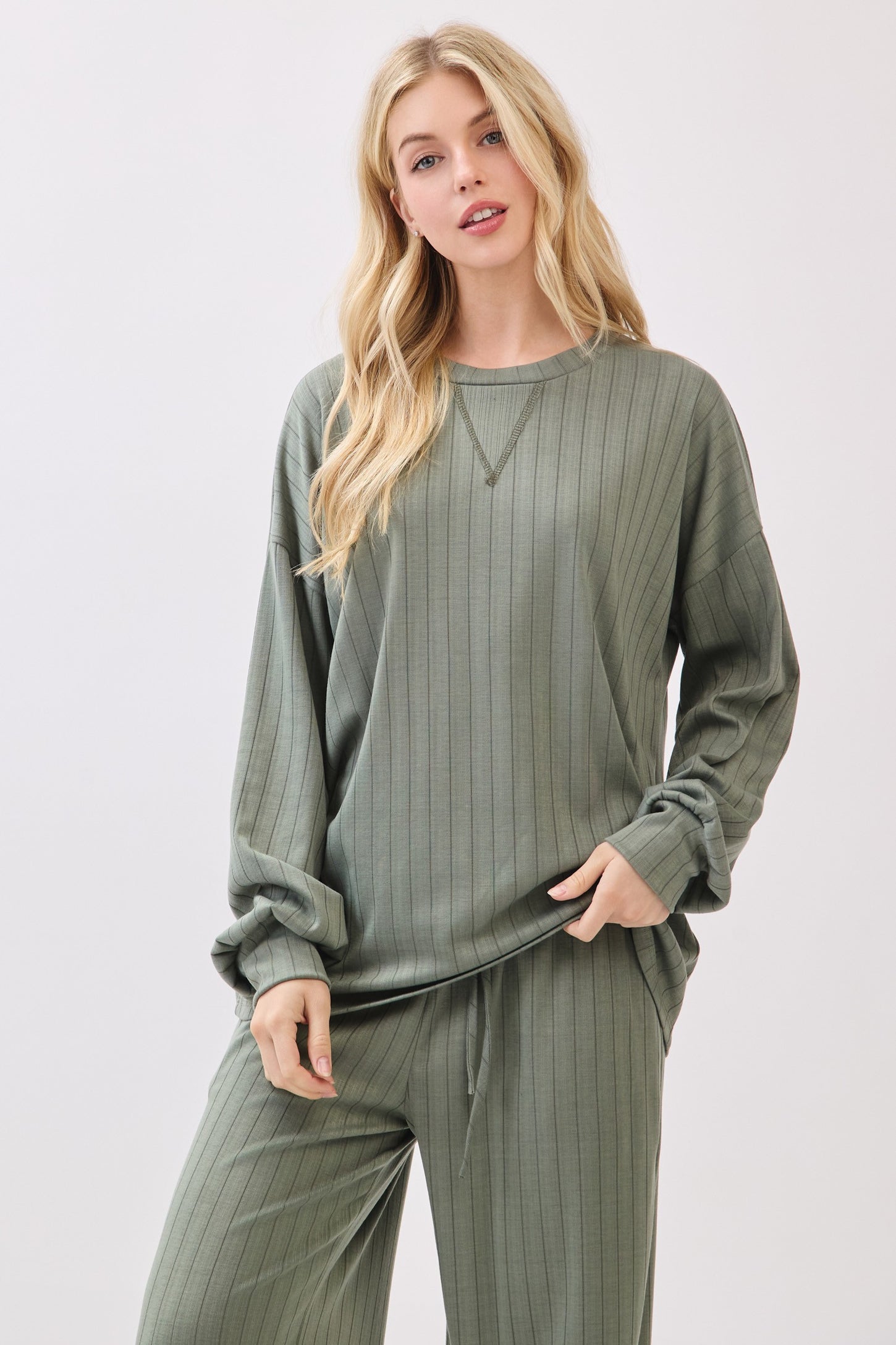 Olive Ribbed Knit Bubble Sleeve Pullover Top