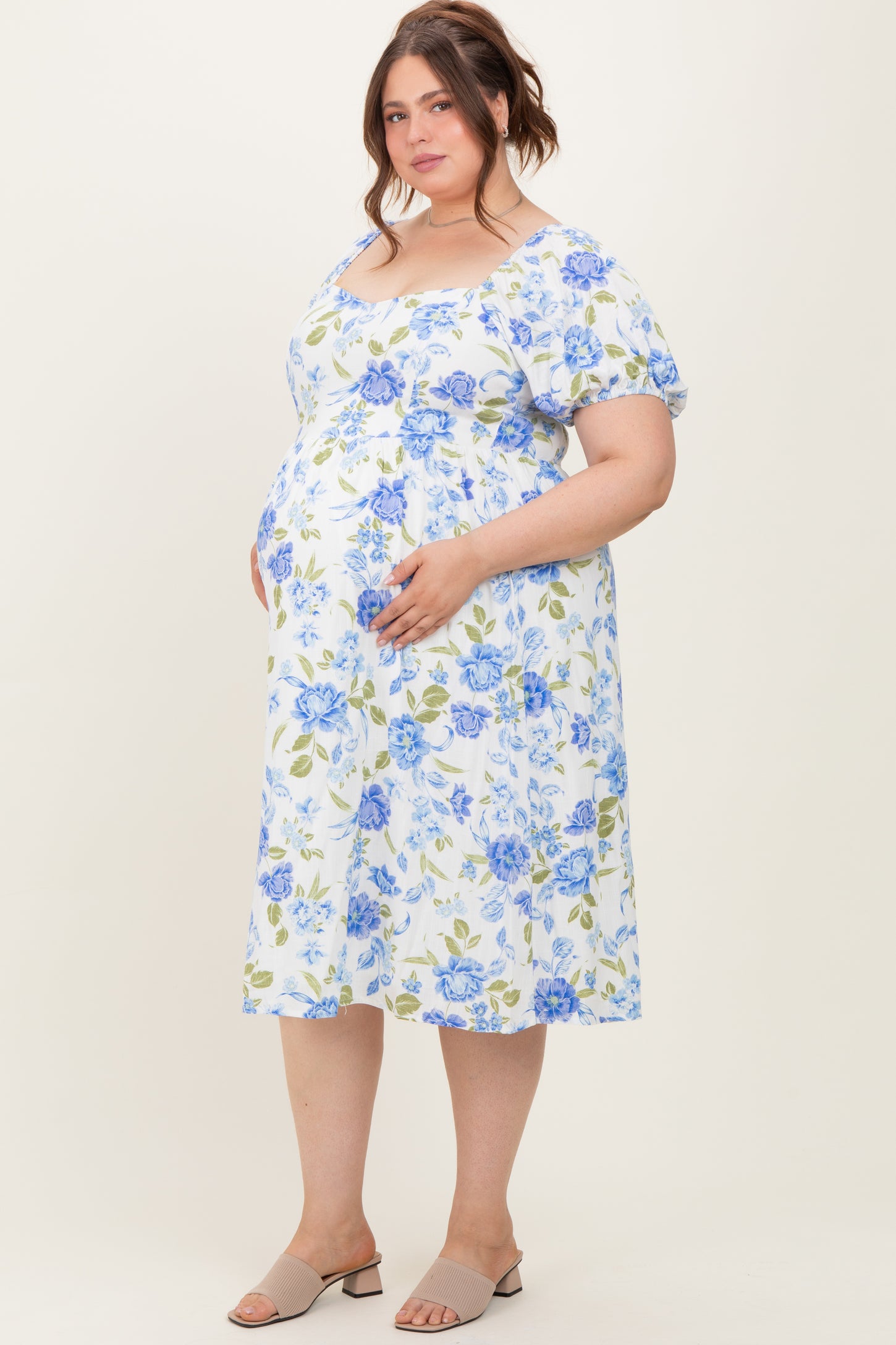 Blue Floral Sweetheart Neckline Puff Sleeve Maternity Plus Midi Dress