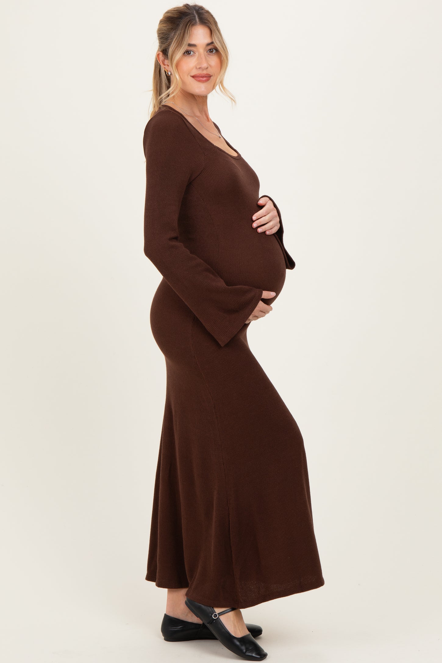 Brown Solid Ribbed Long Sleeve Square Neck Maternity Maxi Dress