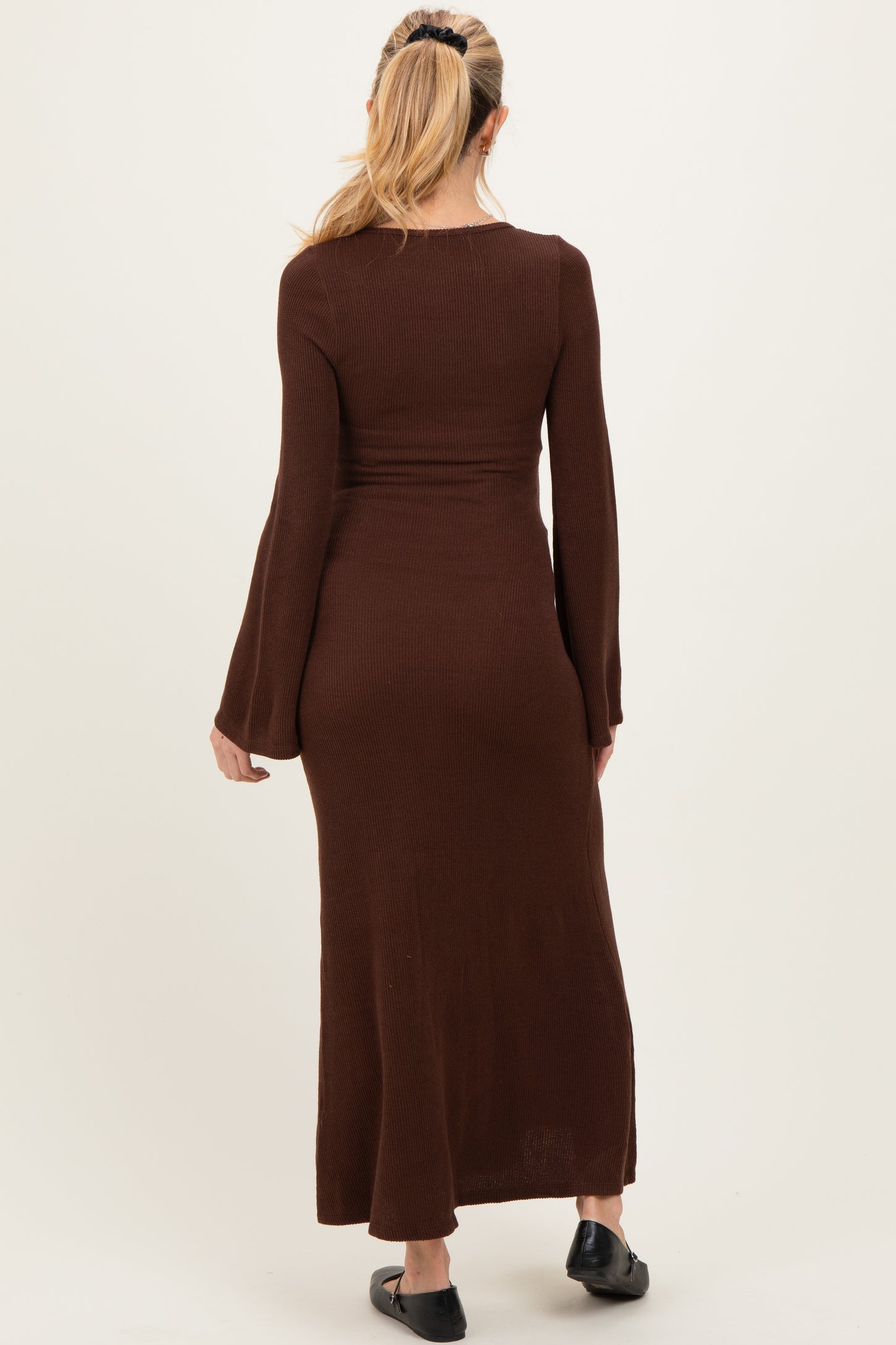 Brown Solid Ribbed Long Sleeve Square Neck Maternity Maxi Dress