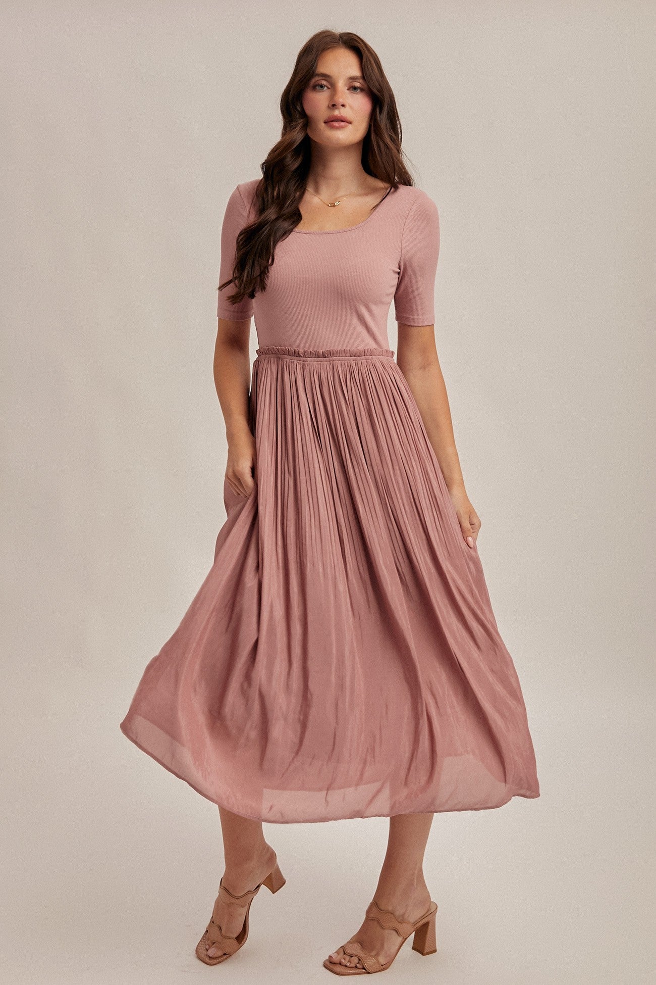 Mauve Scoop Neck Pleated Skirt Ballet Maternity Dress