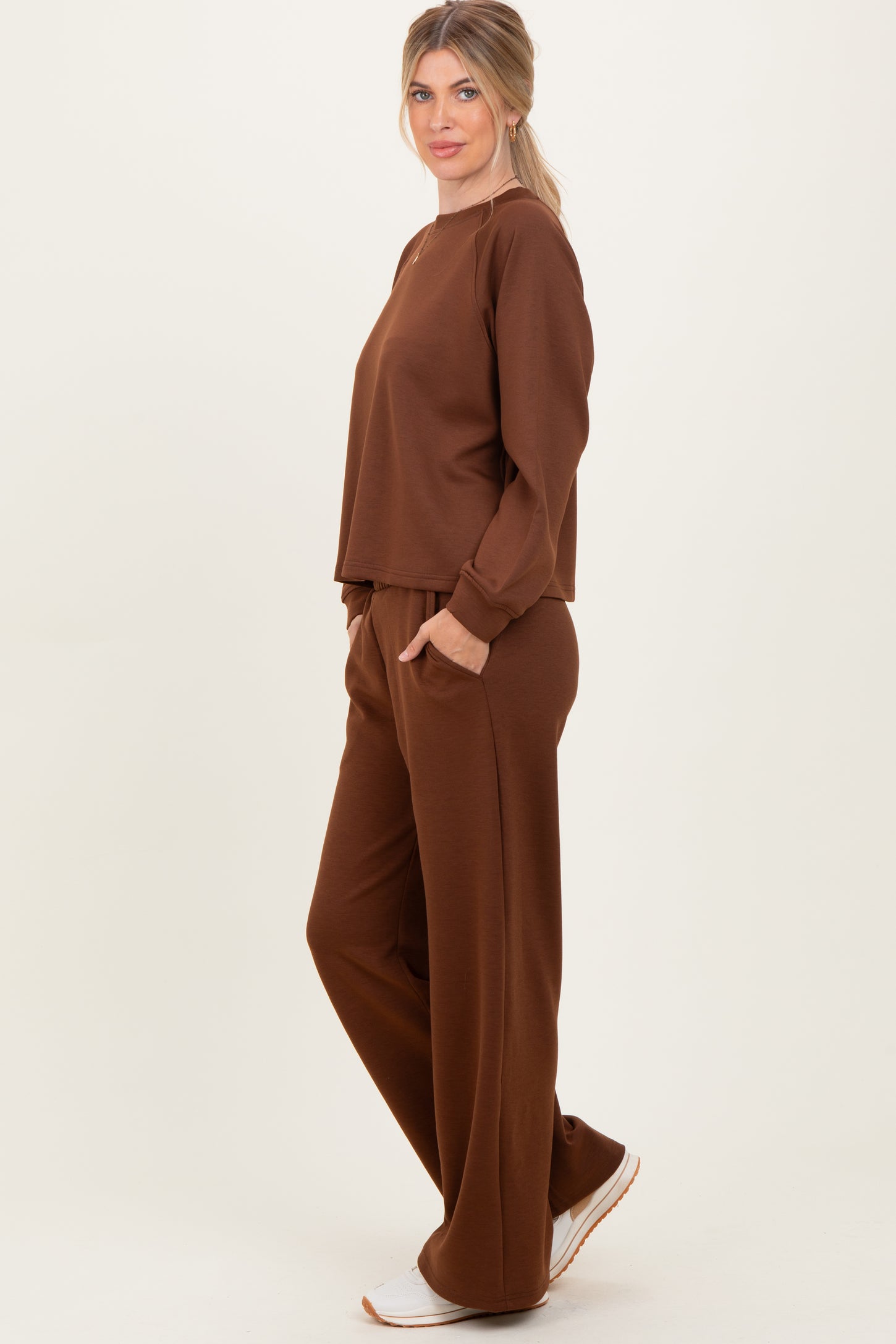 Brown Crewneck Pullover Pant Set