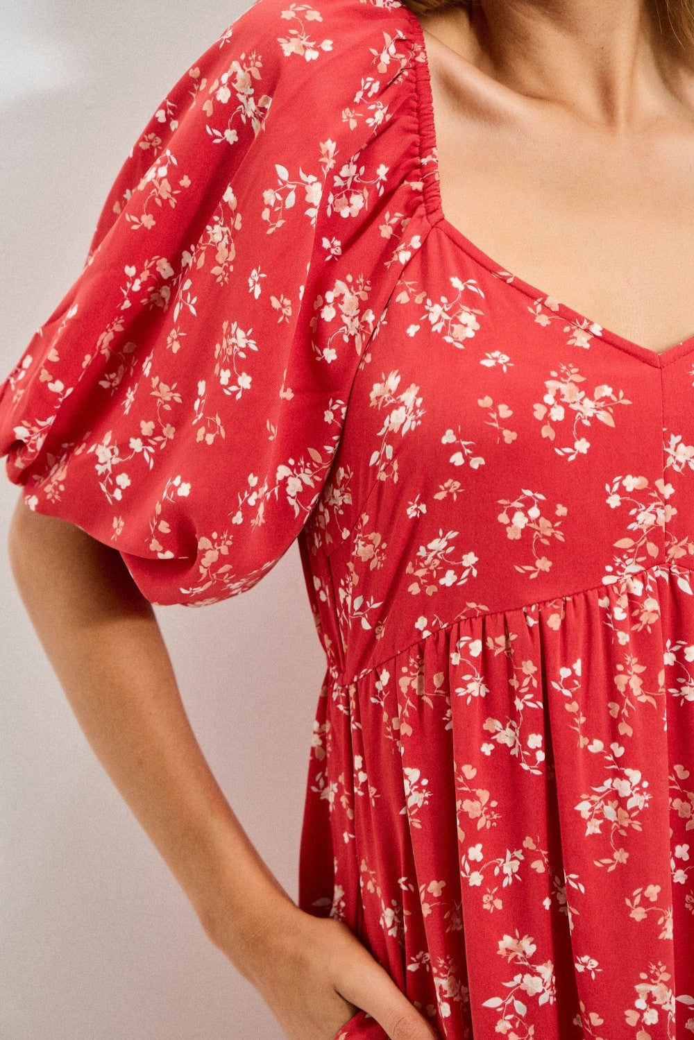 Red Floral Tiered Puff Sleeve Midi Dress