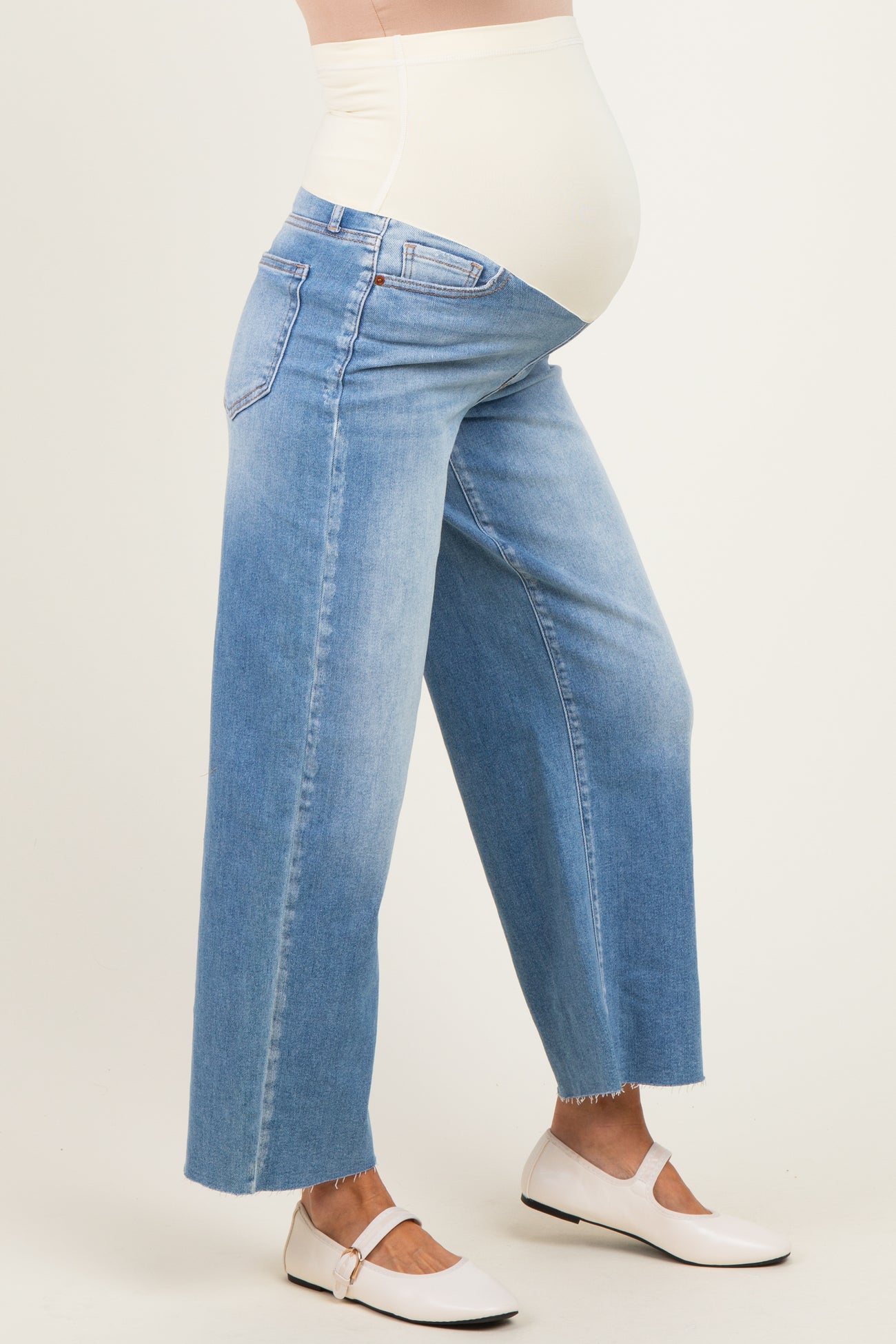 Light Wash Maternity Crop Wide Leg With Raw Hem