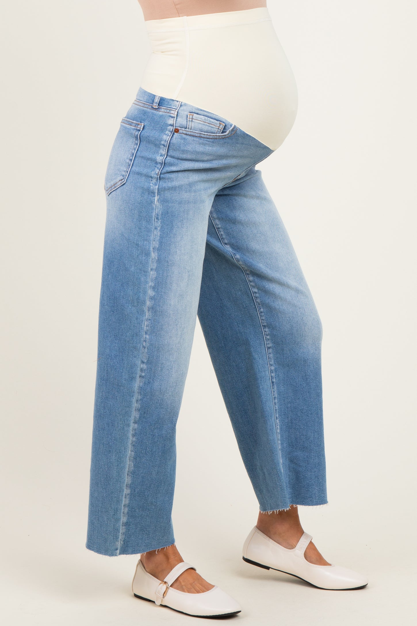 Light Wash Maternity Crop Wide Leg With Raw Hem