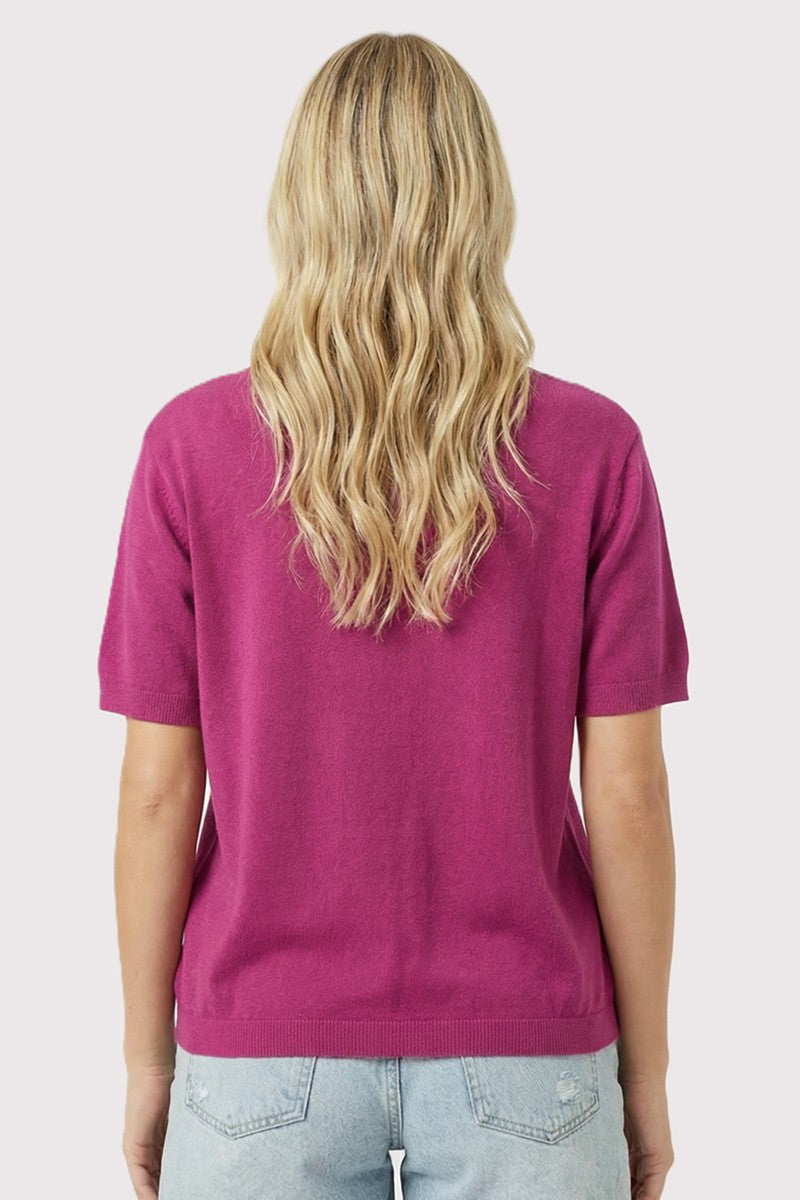 Magenta Short Sleeve Basic Knit Top