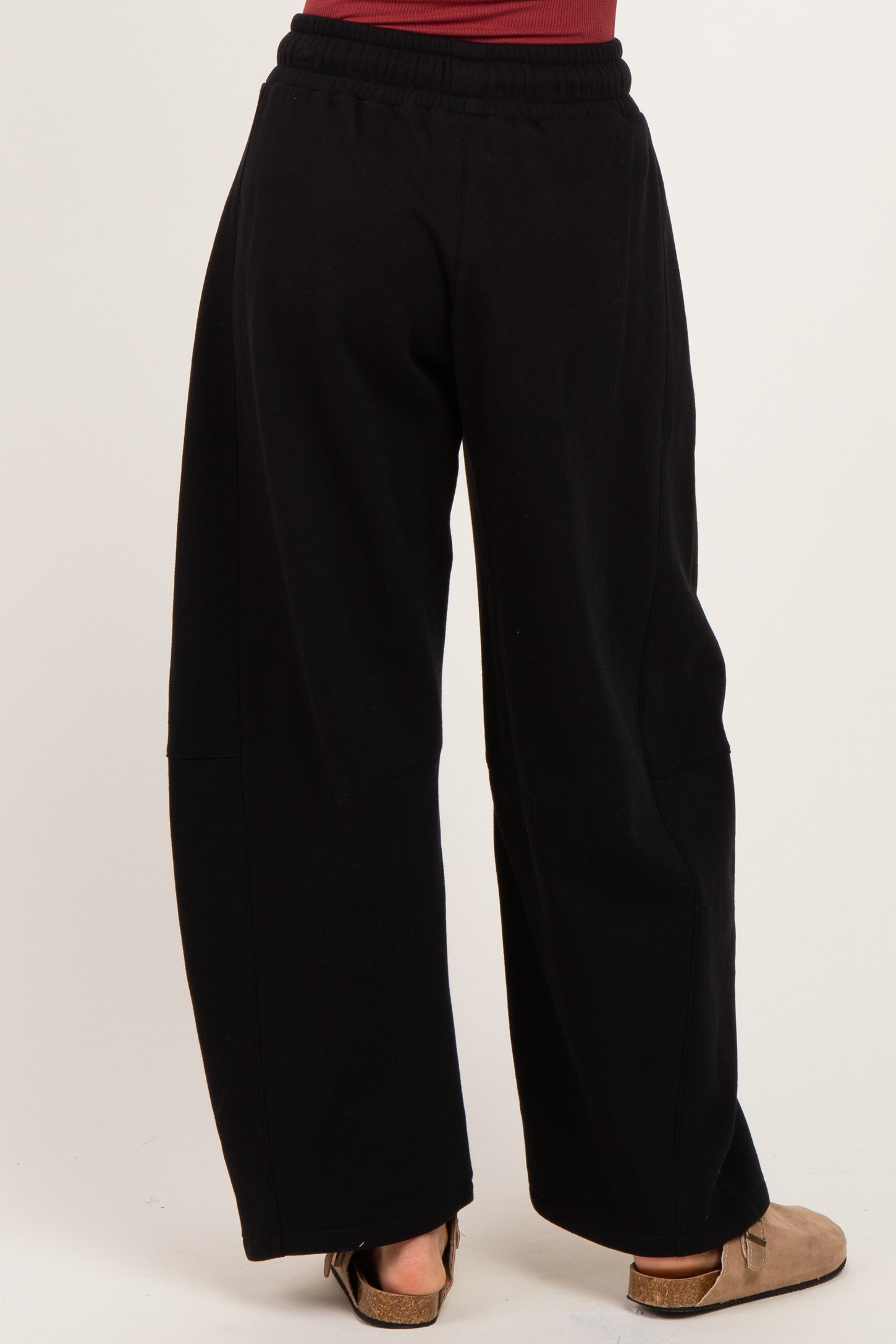 Black Fleece Barrel Leg Sweatpants