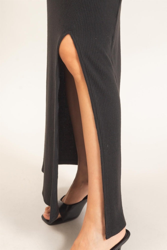 Black Off-Shoulder Long Sleeve Maxi Dress