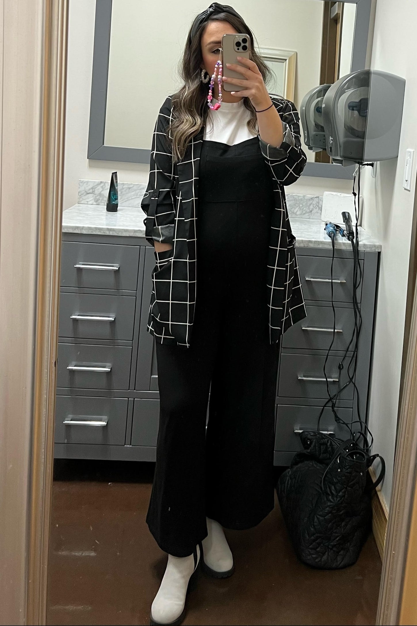 Black Sleeveless Pocketed Wide Leg Maternity Jumpsuit