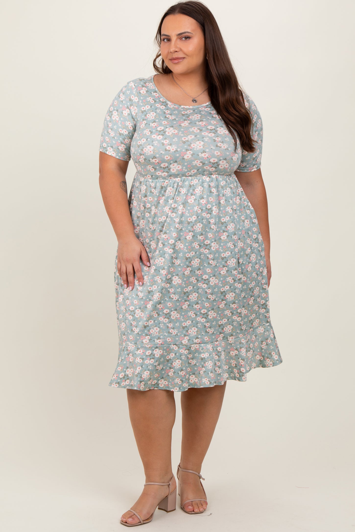 Light Olive Floral Knit Short Sleeve Plus Dress