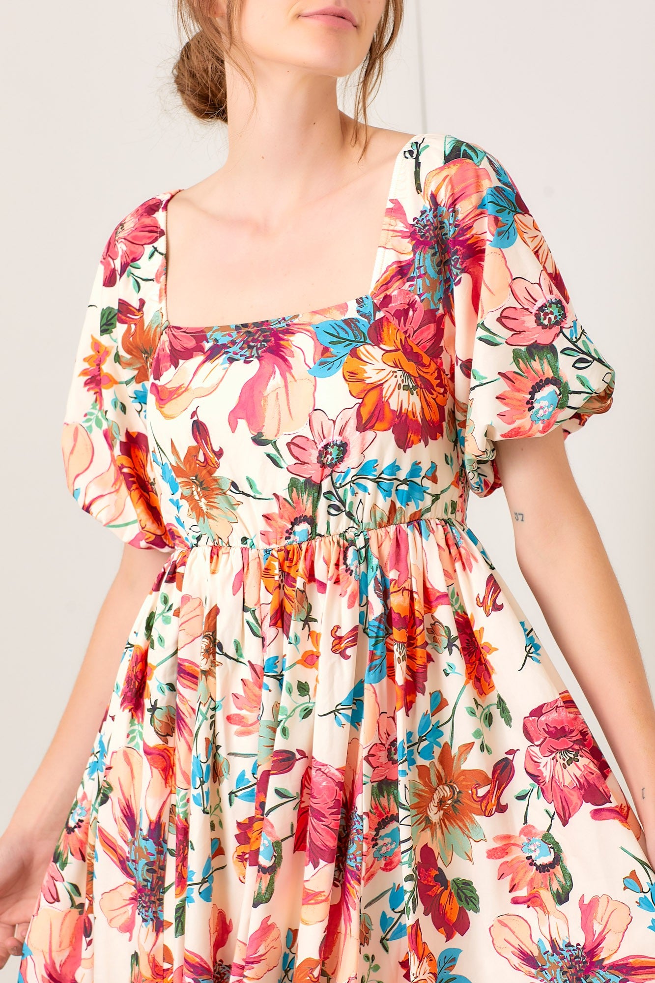 Cream Floral Puff Sleeve Midi Dress