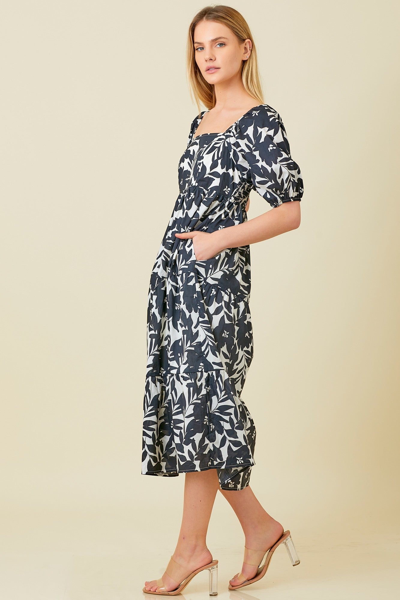 Black White Puff Sleeve Midi Dress