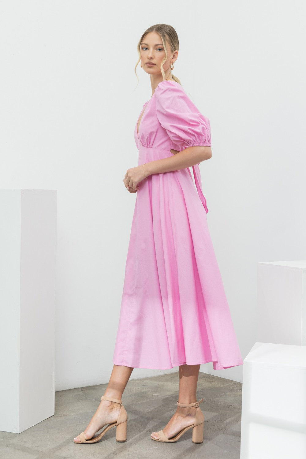 pink bow dress womens Mauve Off the Shoulder Midi Step into elegance with our Youthful Elegance Bow Dress Pink Bow Back Dress